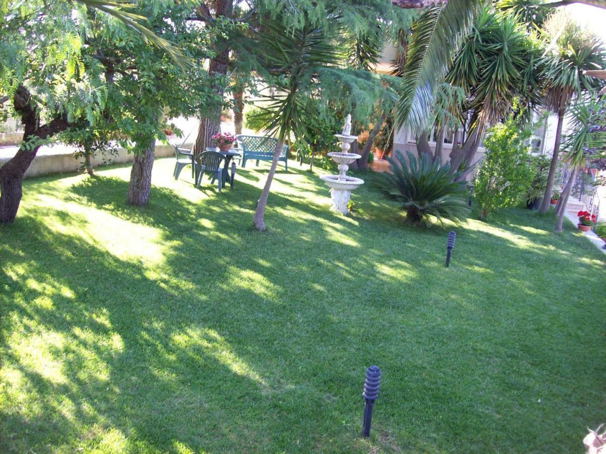B&B Lo Smeraldo Castellana Grotte Esterno foto